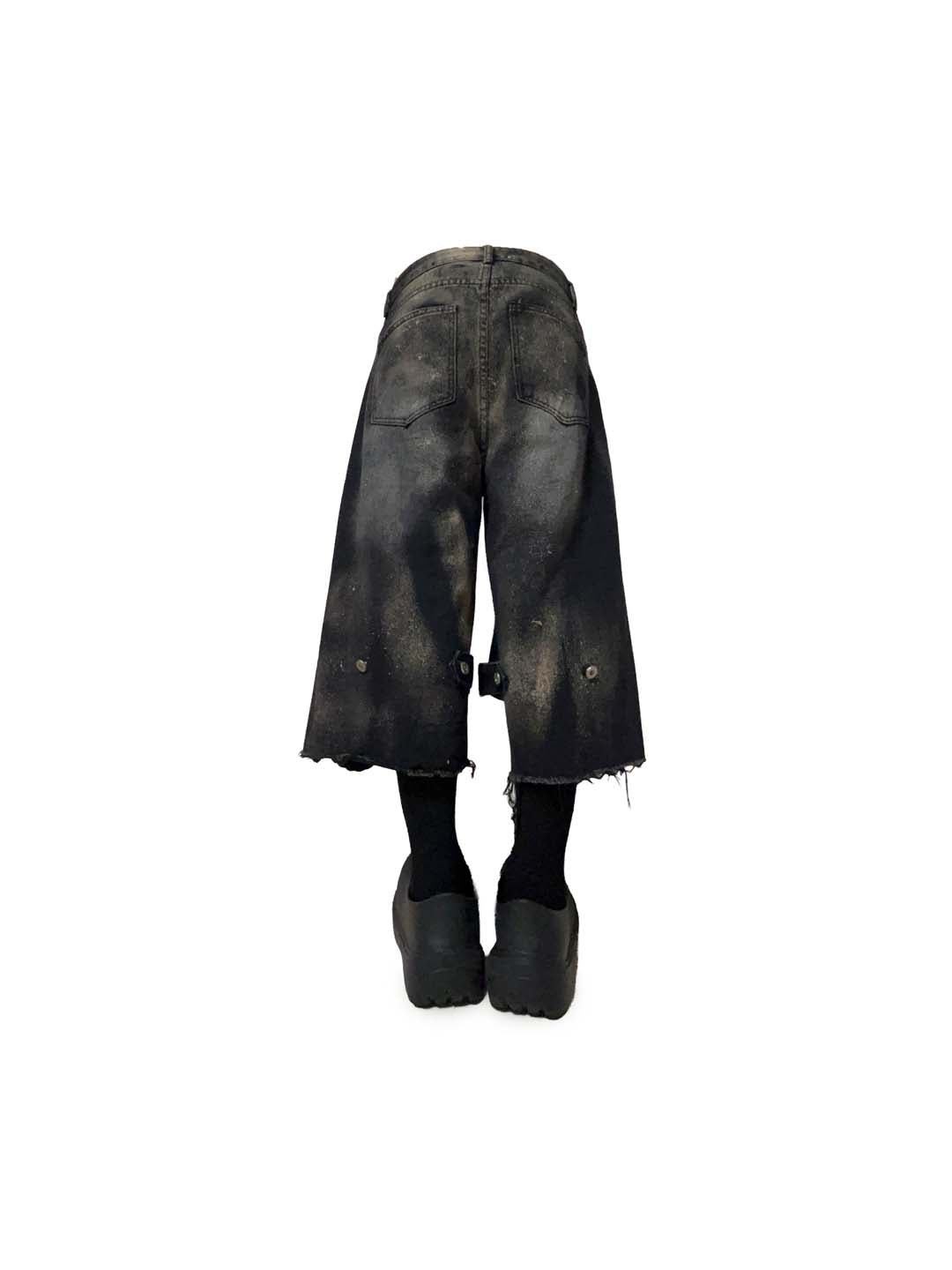 STRAP BAGGY SHORTS